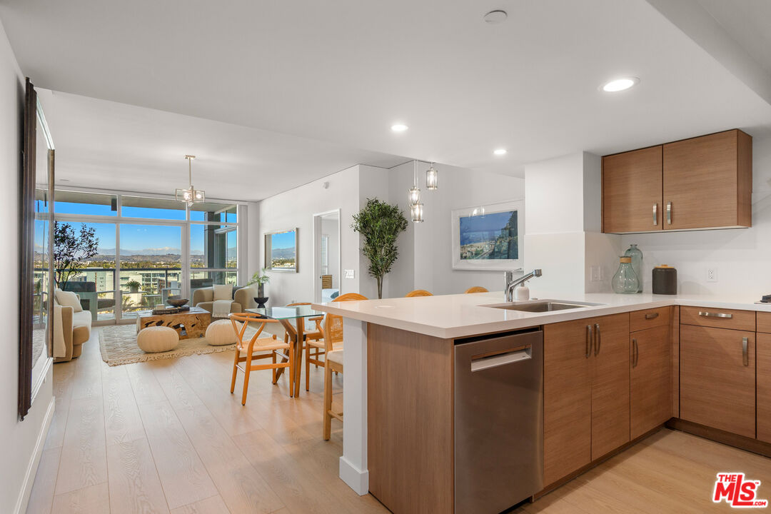 MLS #25620691 image #1