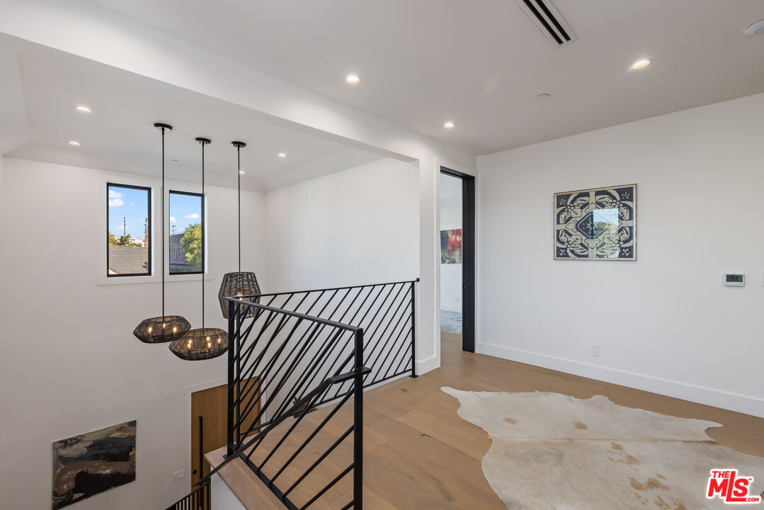 MLS #25620773 image #20