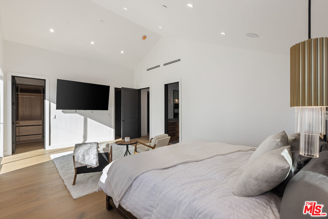 MLS #25620773 image #23