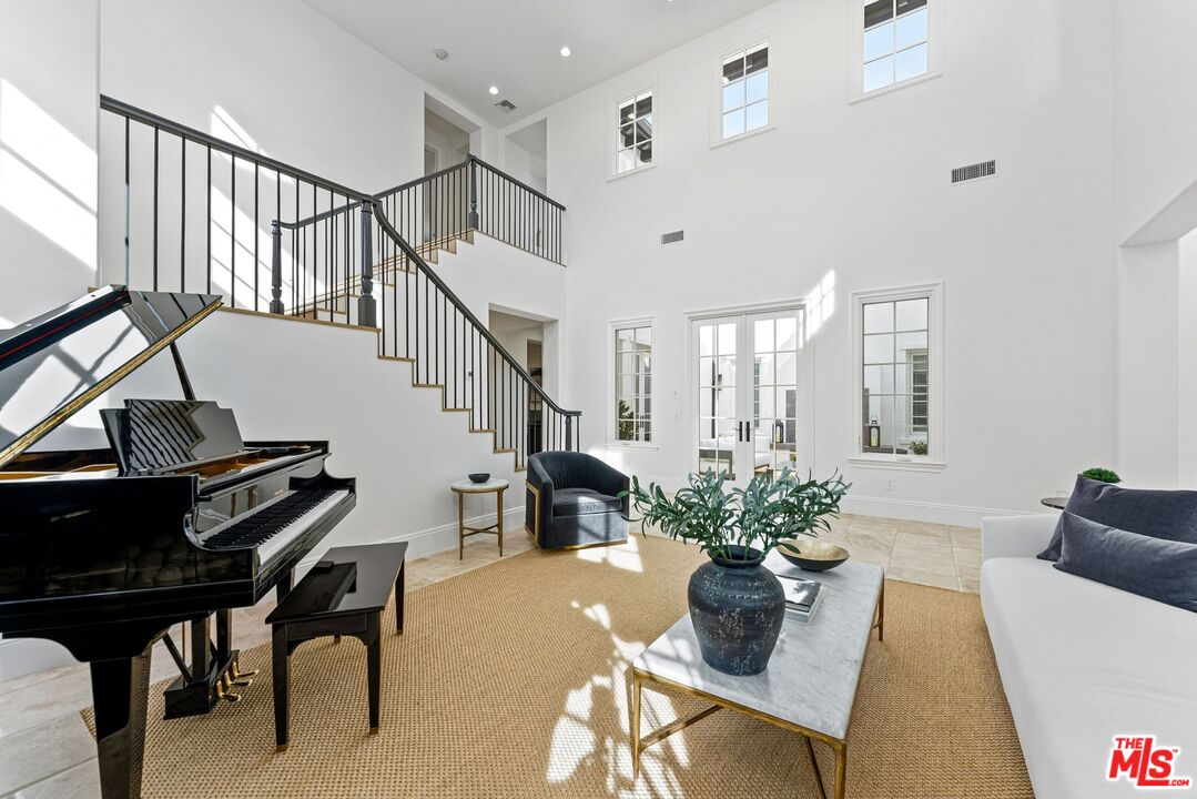 MLS #25620879 image #9