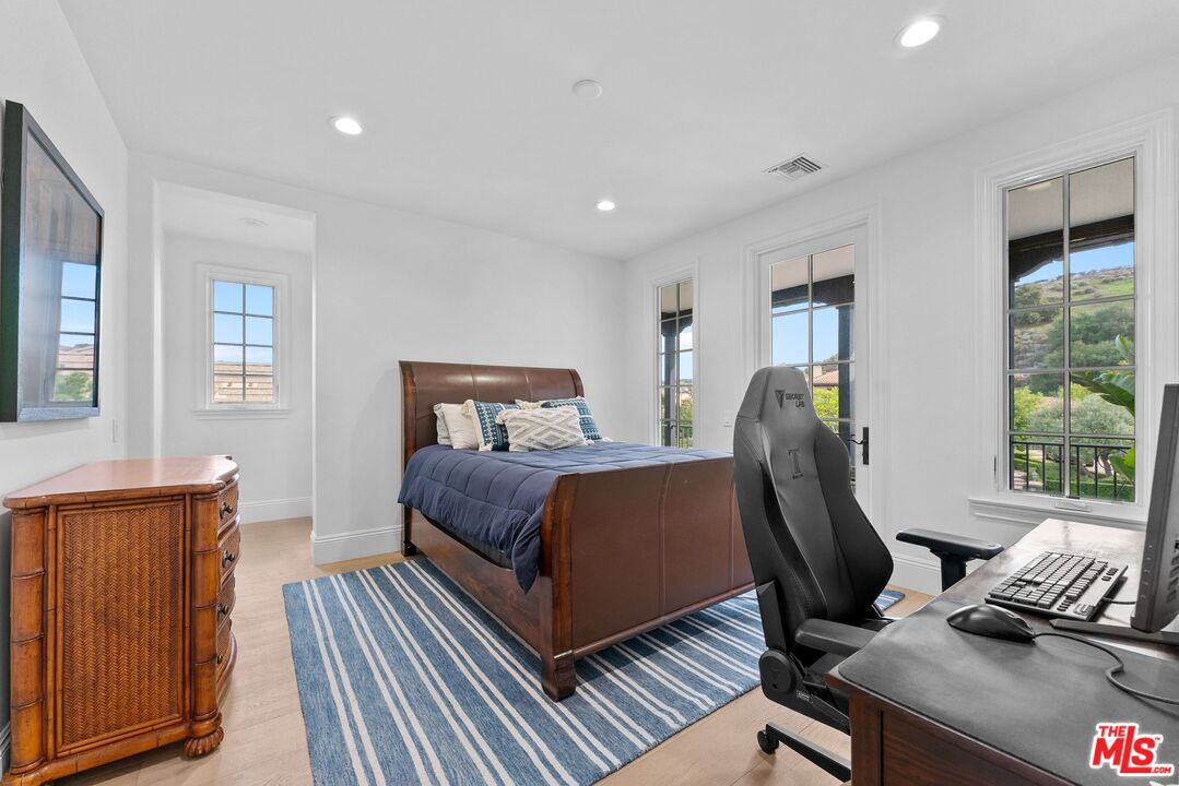 MLS #25620879 image #36