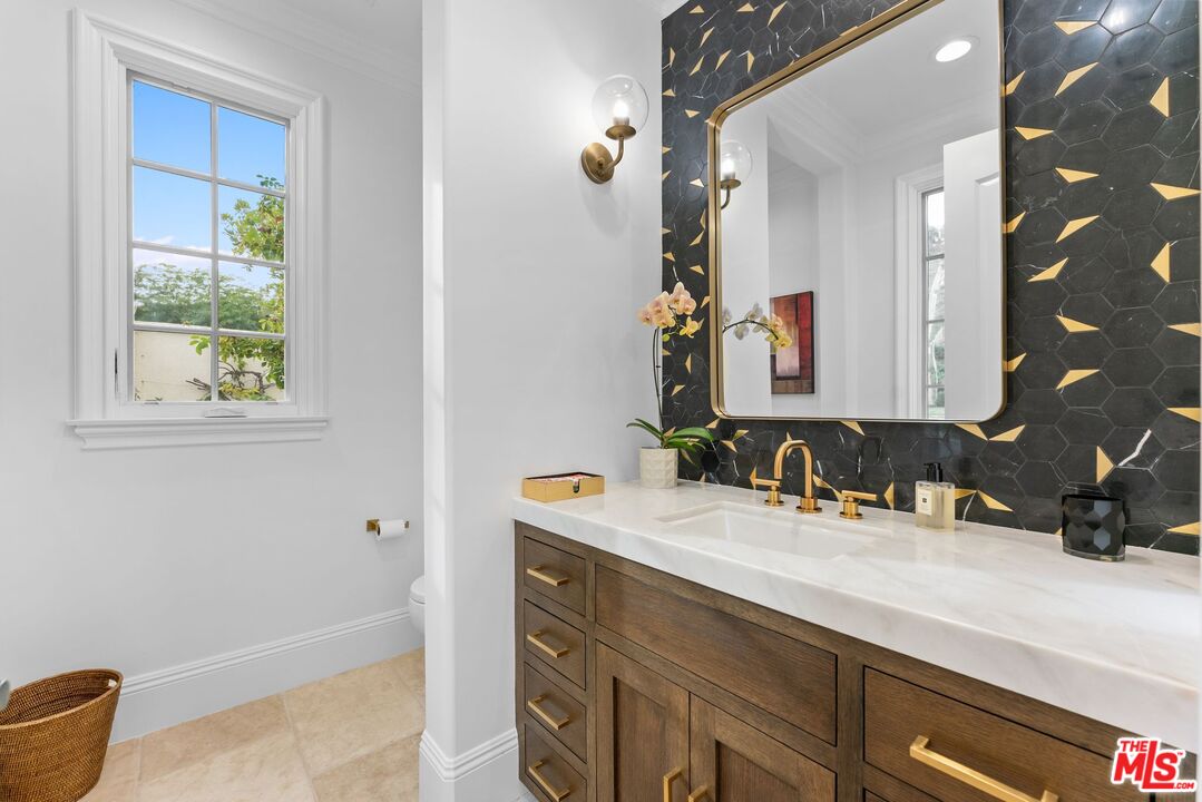 MLS #25620879 image #43