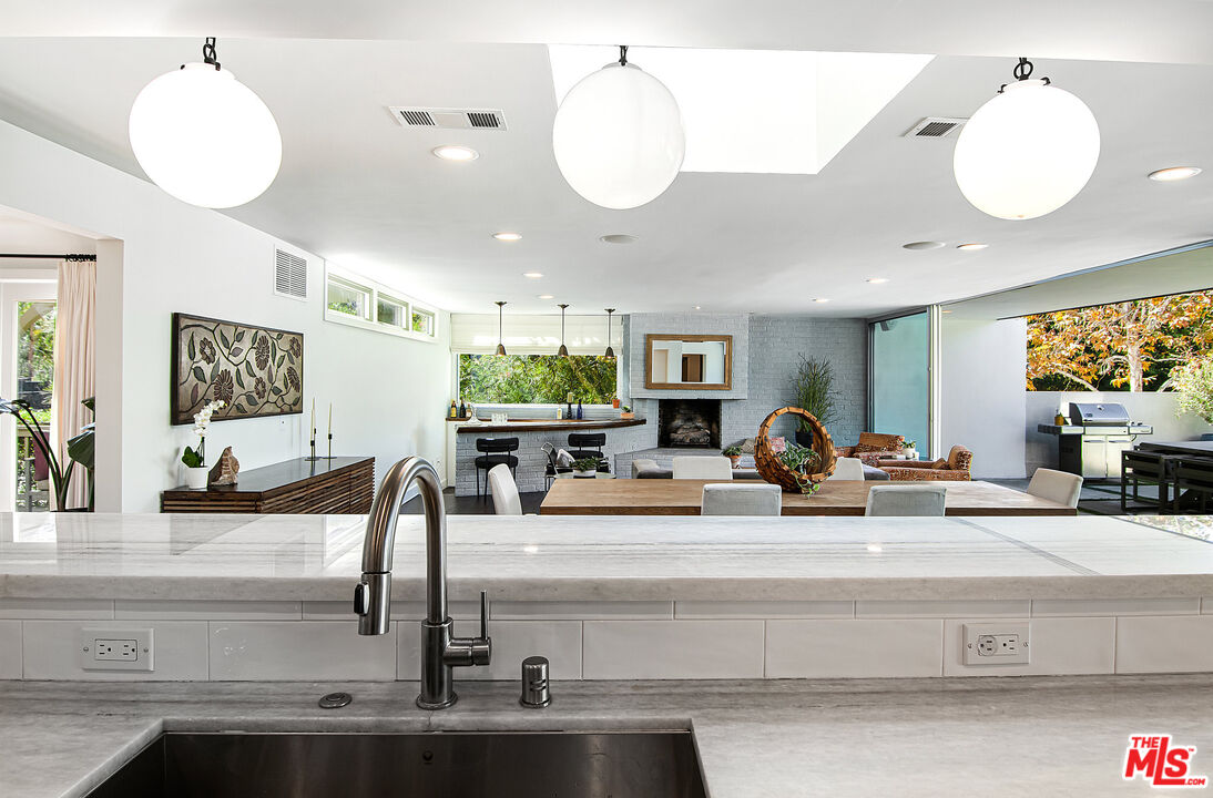 MLS #25621049 image #14