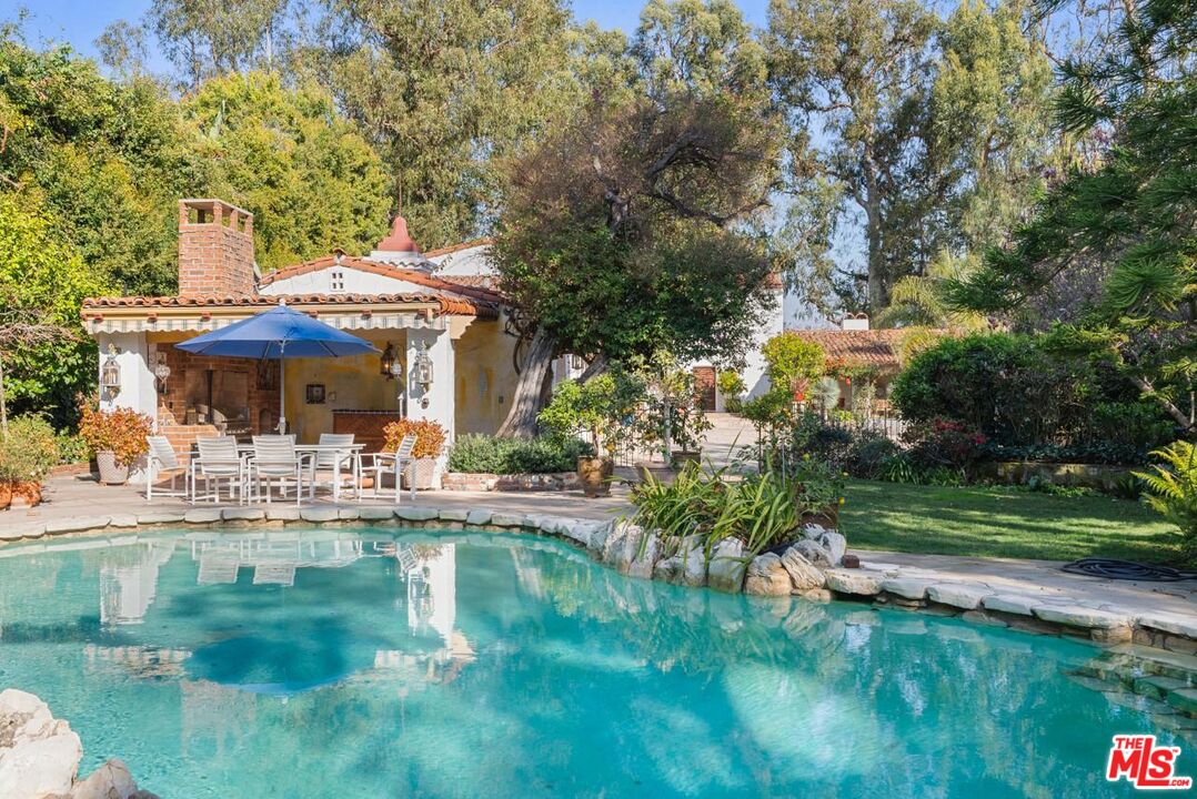 MLS #25572589 image #2