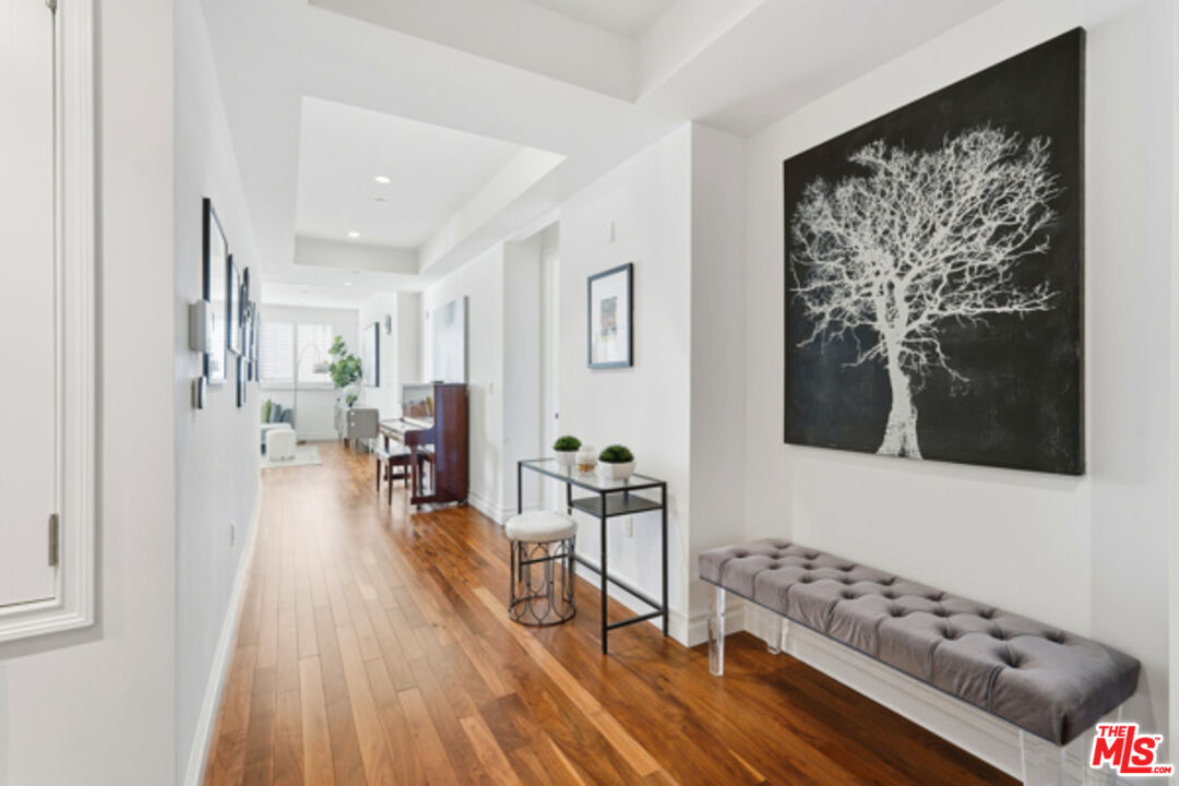 MLS #25621217 image #1