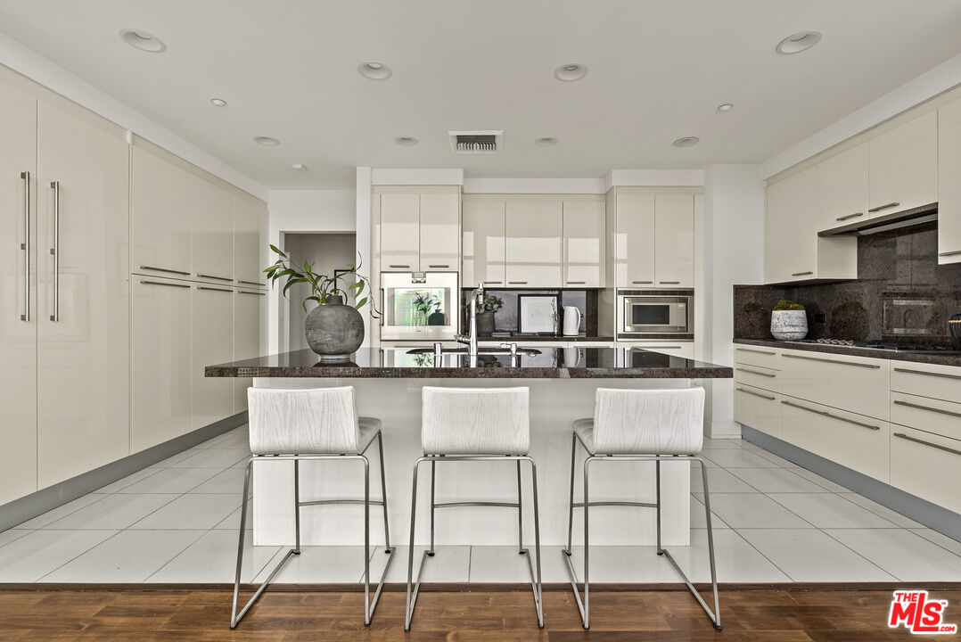 MLS #25621247 image #15