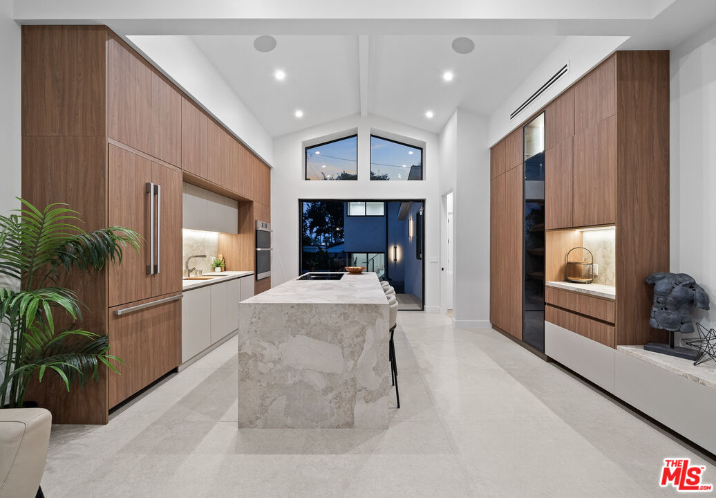 MLS #25621457 image #3