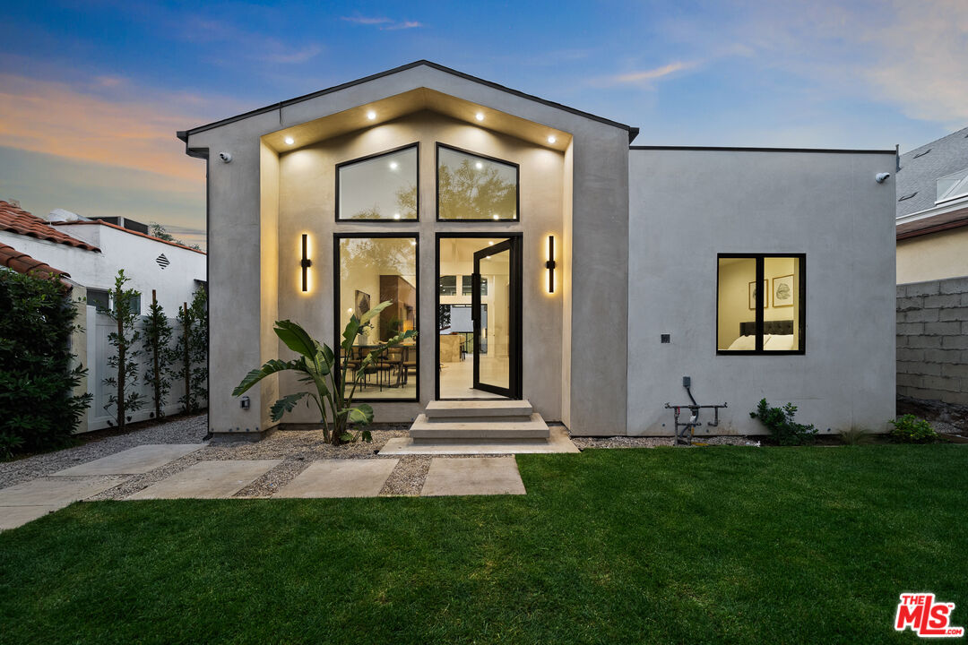 MLS #25621457 image #0