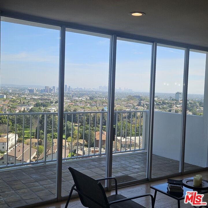 MLS #25621505 image #1