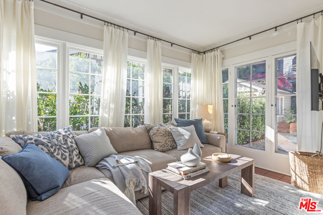 MLS #25621559 image #14