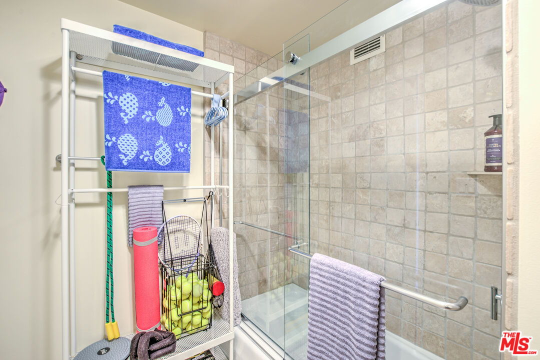 MLS #25621753 image #13