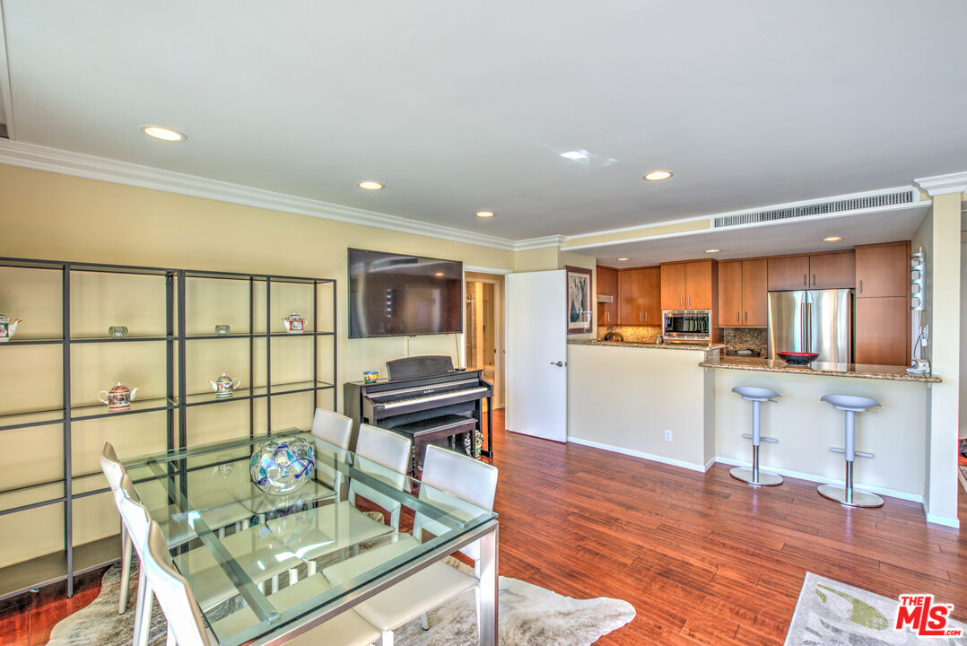 MLS #25621753 image #18