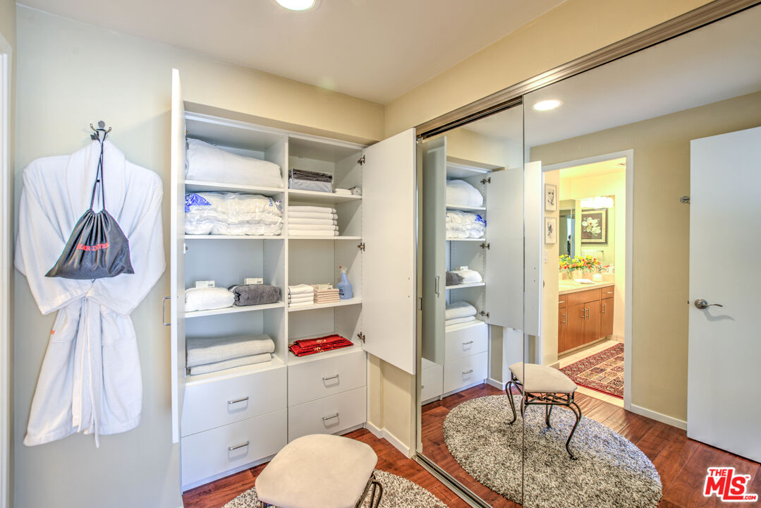 MLS #25621753 image #23