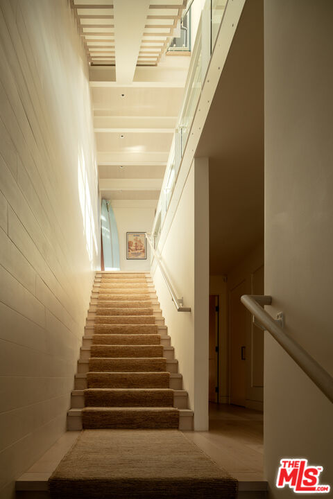 MLS #25621773 image #24