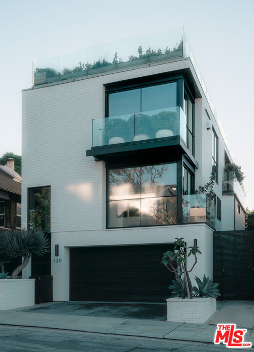 MLS #25621773 image #30