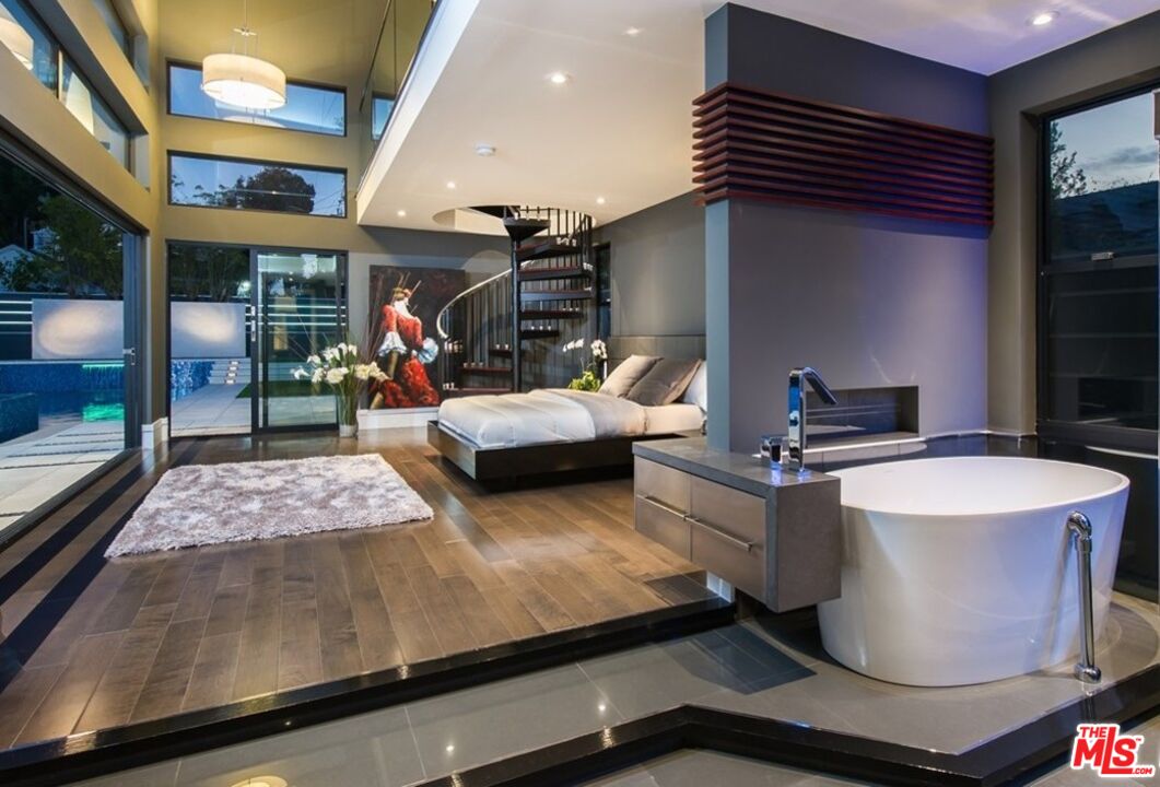 MLS #25621981 image #20