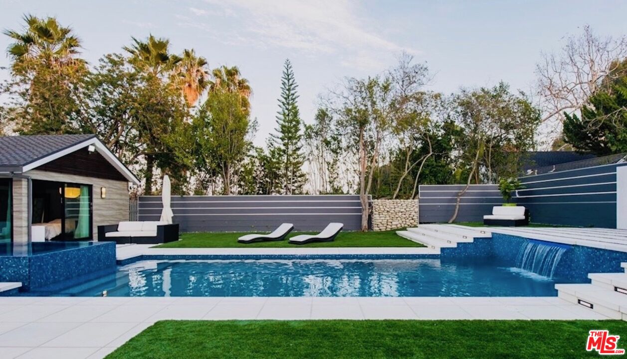 MLS #25621981 image #2