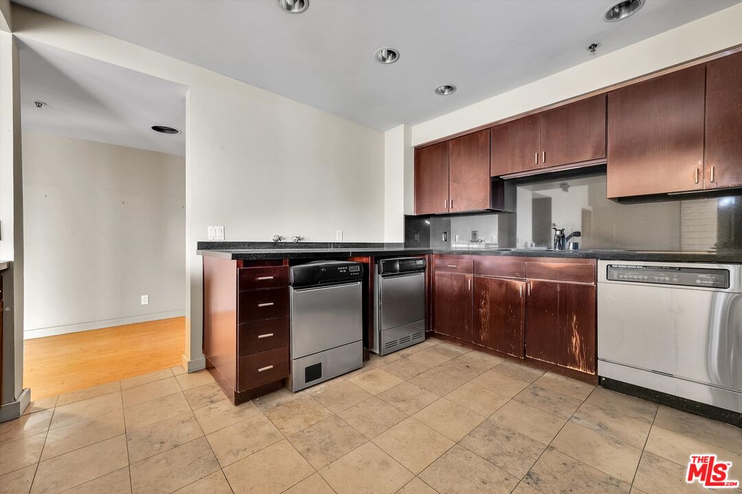 MLS #25622091 image #17