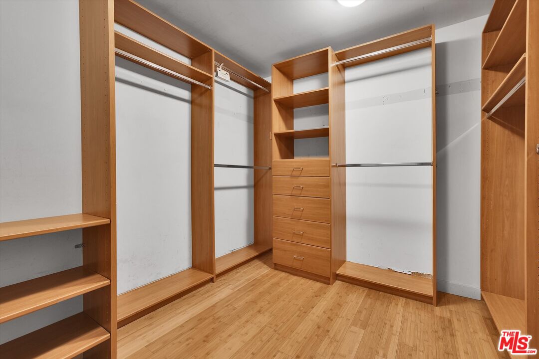 MLS #25622091 image #24