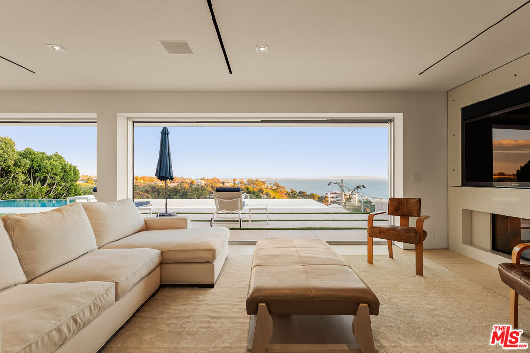 MLS #25622155 image #10