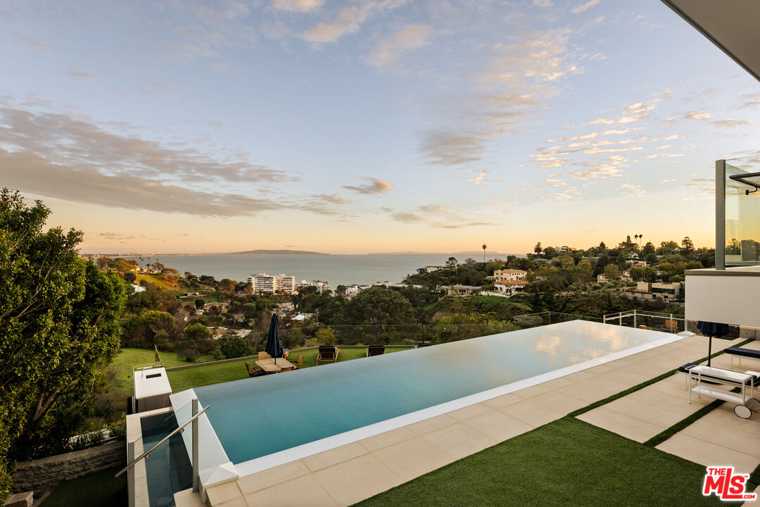 MLS #25622155 image #3