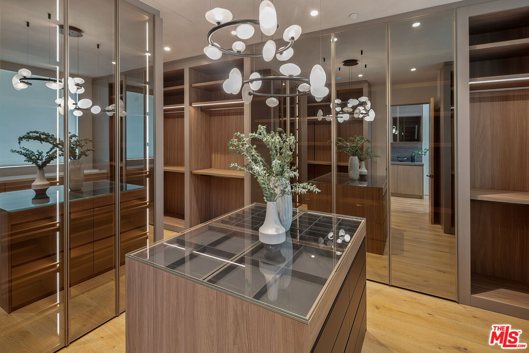 MLS #25622733 image #22