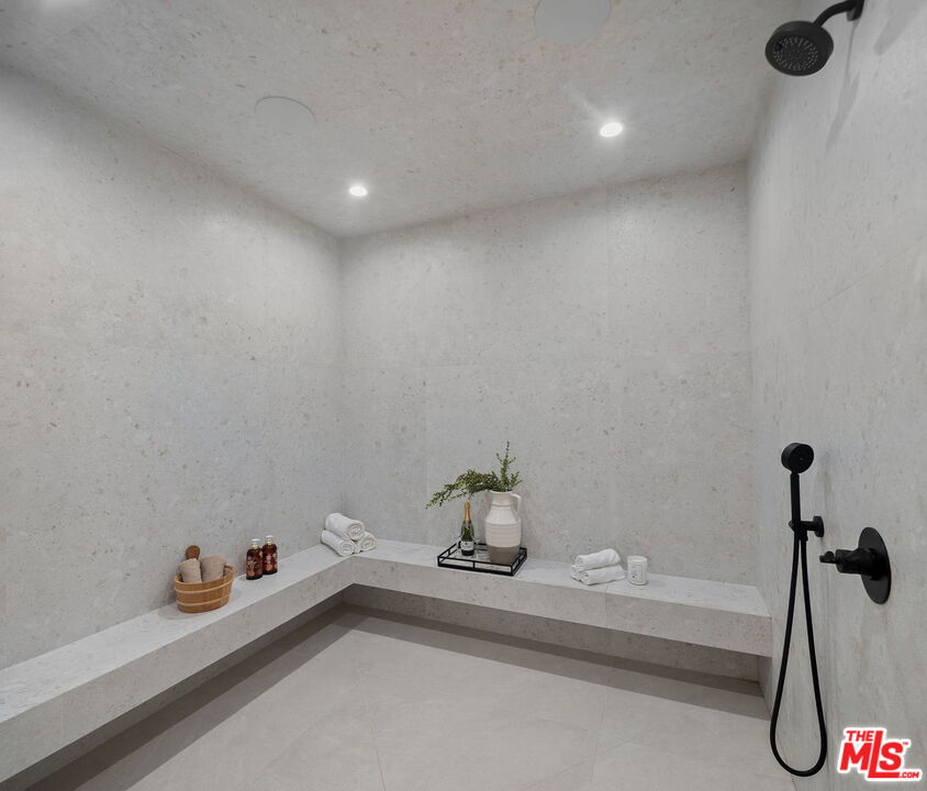 MLS #25622733 image #29