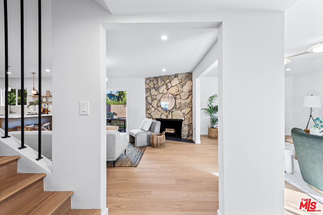 MLS #25622811 image #2