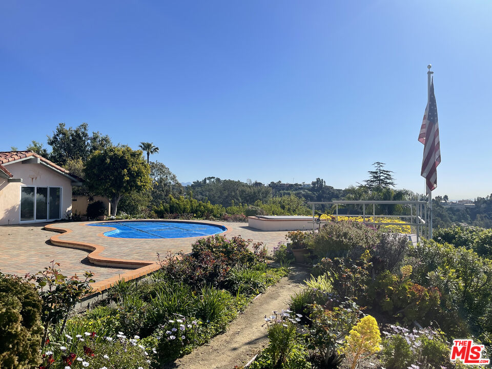 MLS #25623025 image #1