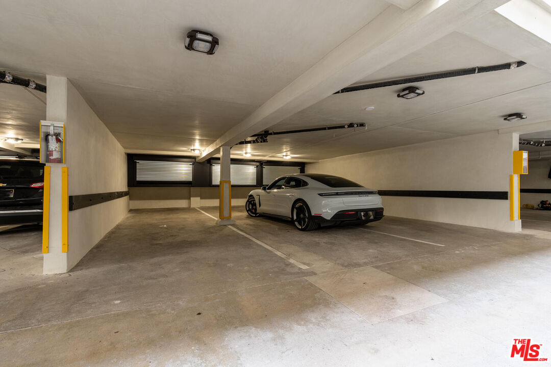 MLS #25623155 image #16