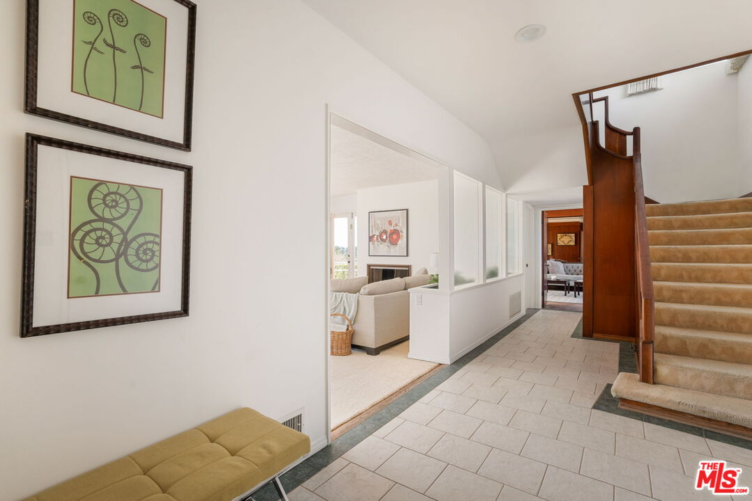 MLS #25623193 image #16