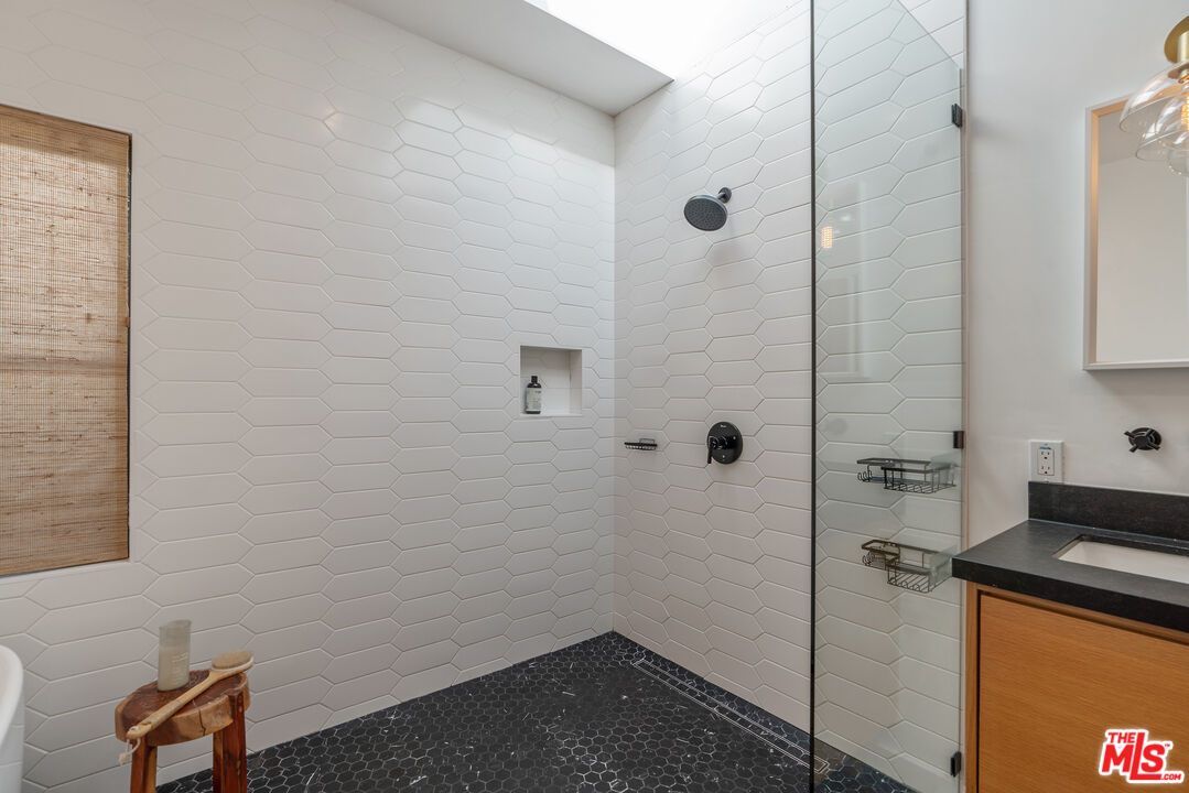 MLS #25623311 image #33