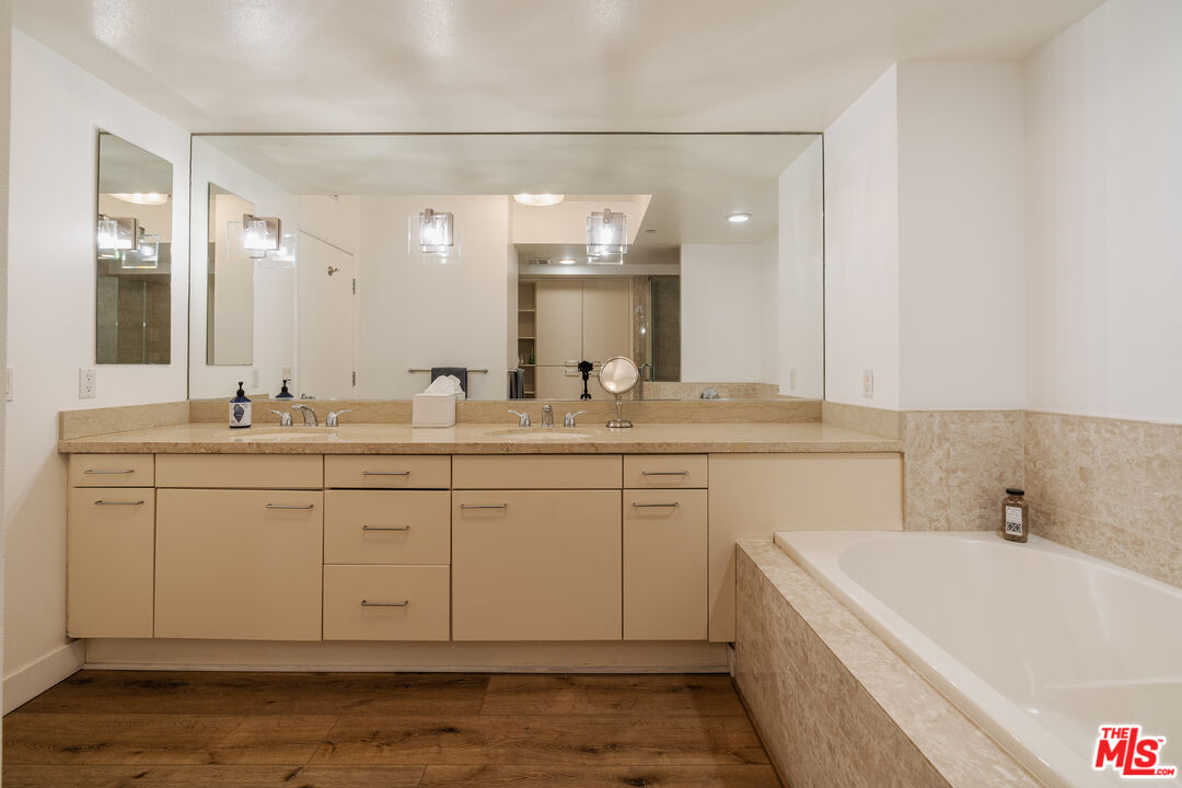 MLS #25623389 image #16