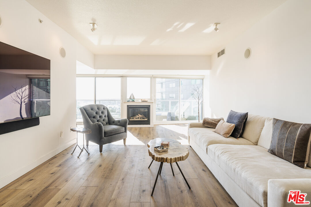 MLS #25623389 image #4