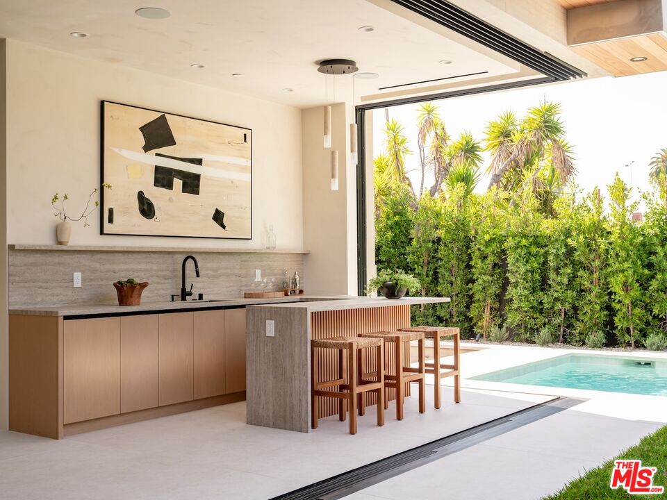 MLS #25623537 image #1