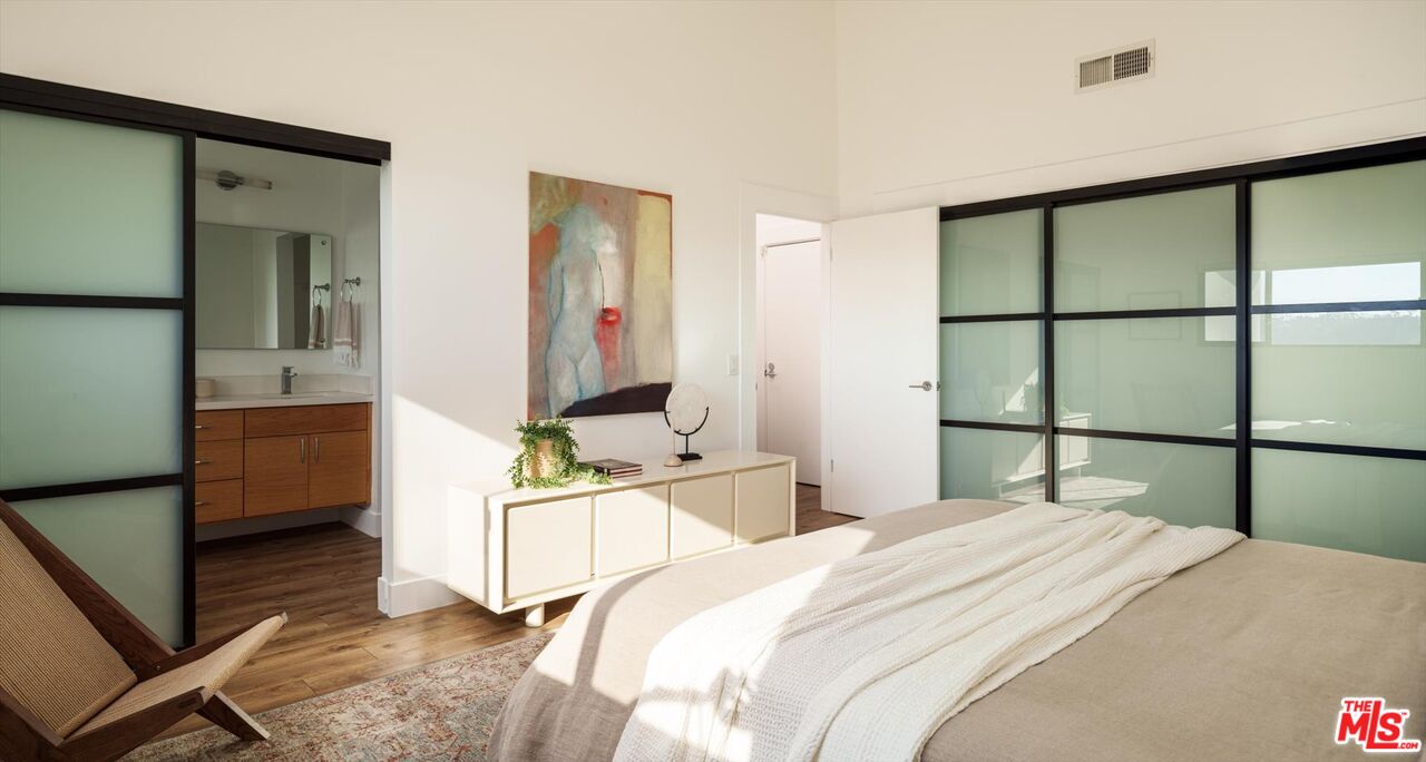 MLS #25623589 image #24