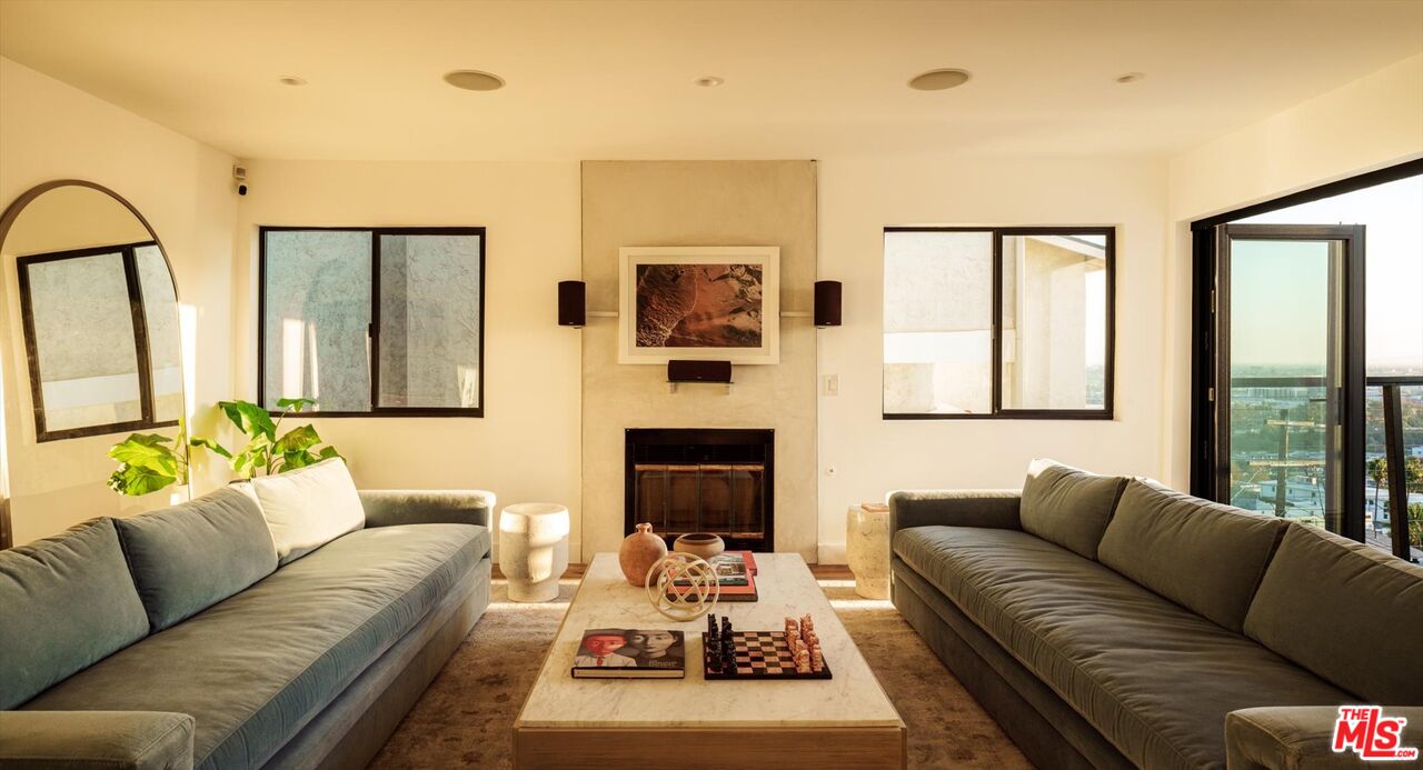 MLS #25623589 image #2