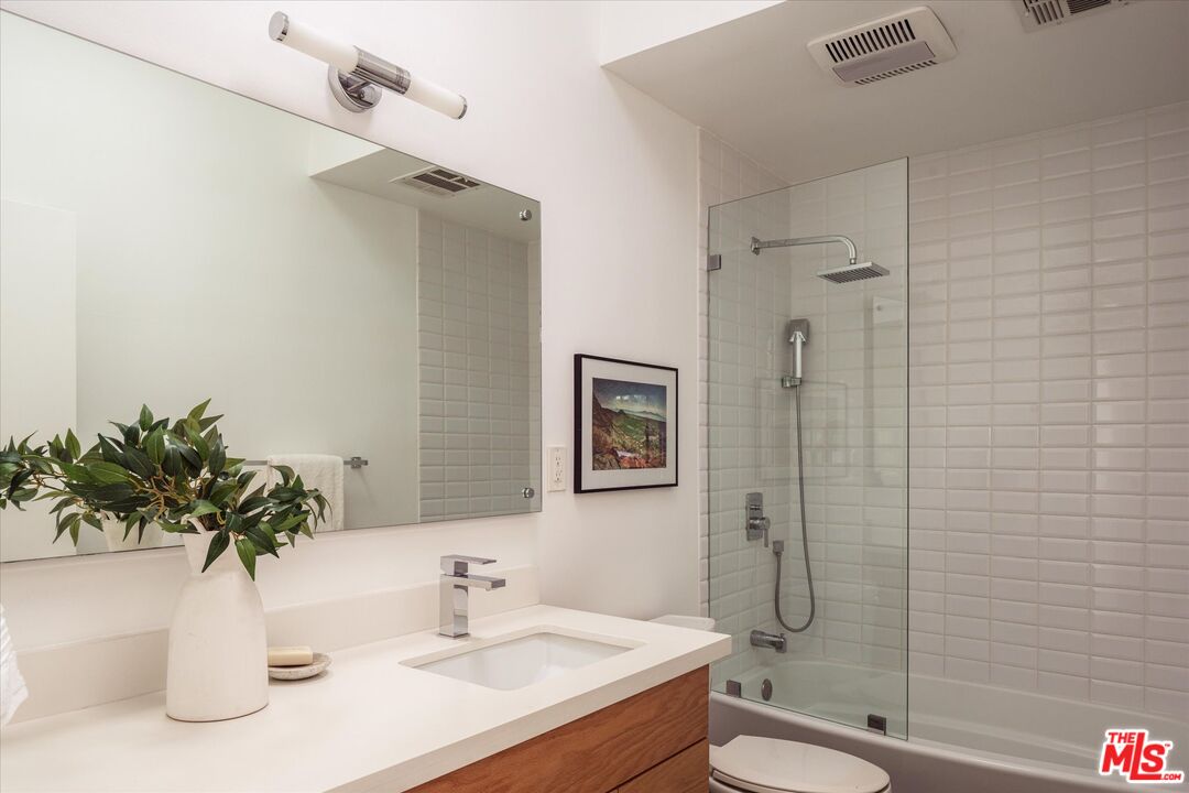 MLS #25623589 image #33