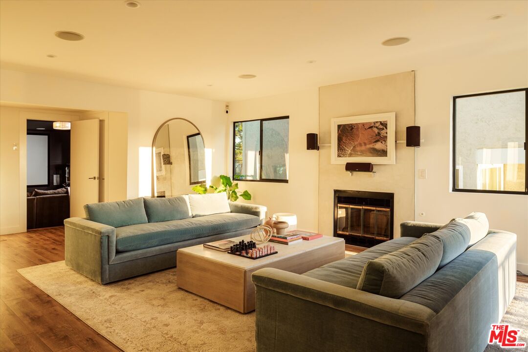 MLS #25623589 image #3