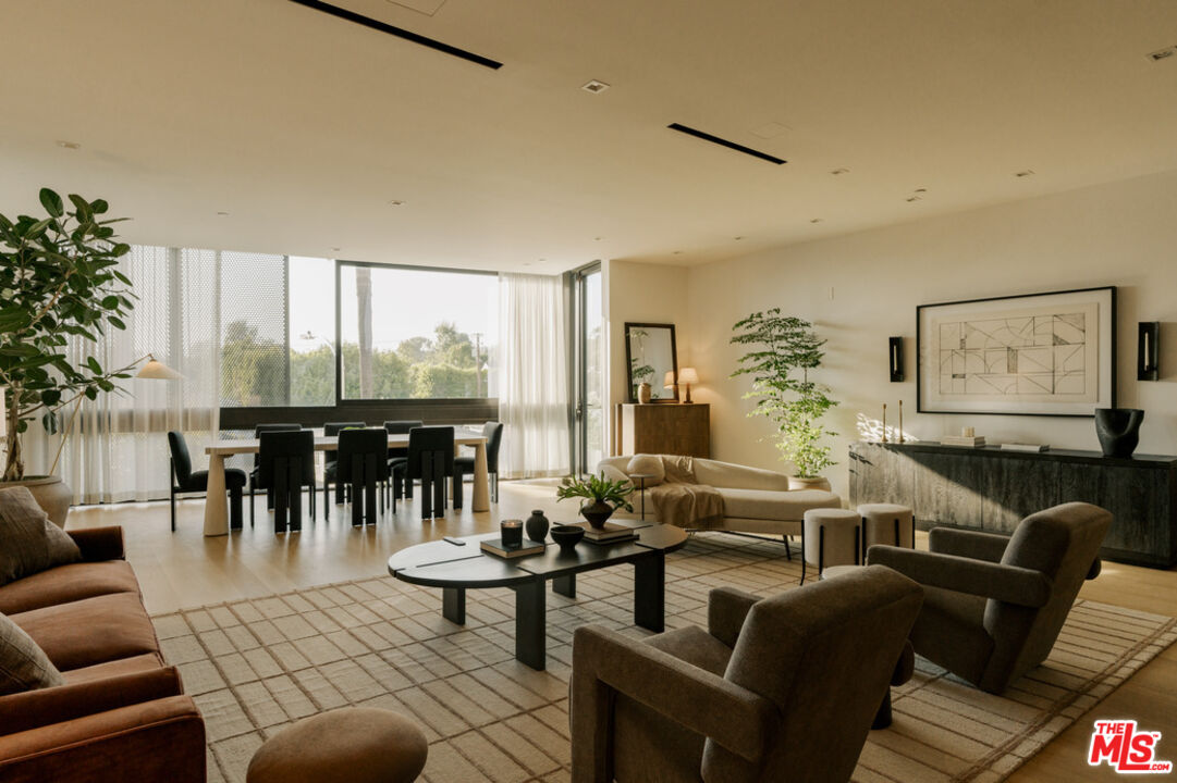 MLS #25623717 image #0