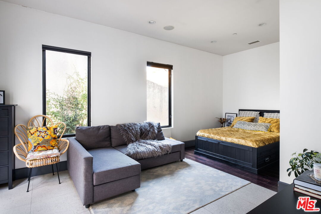 MLS #25623741 image #17