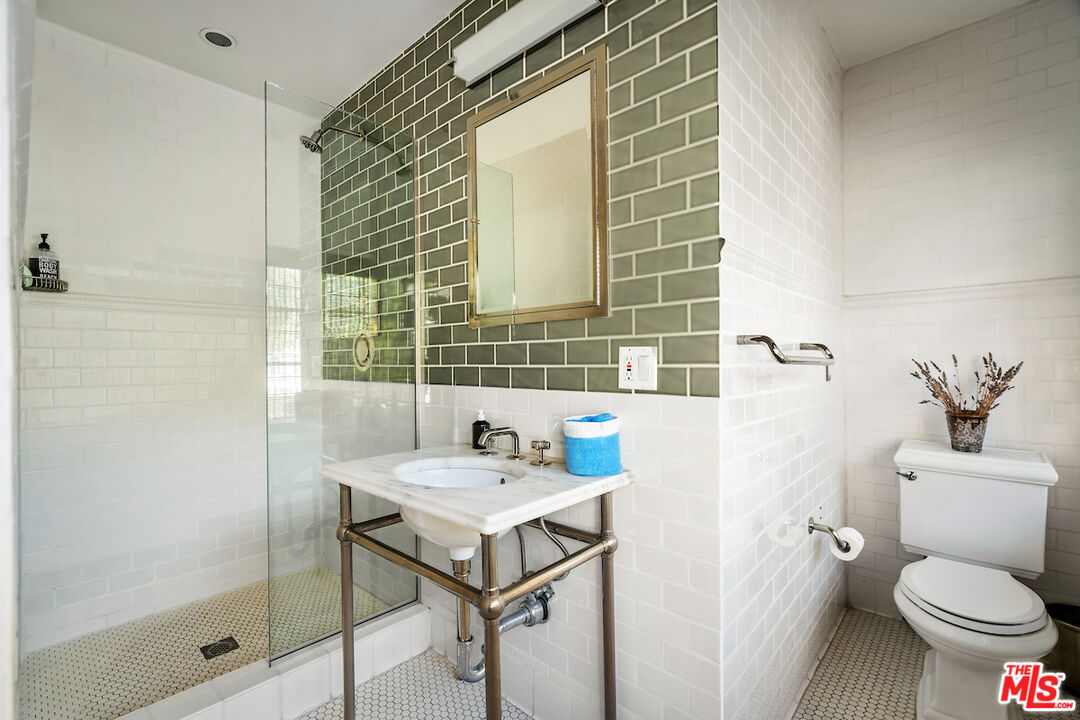 MLS #25623771 image #24