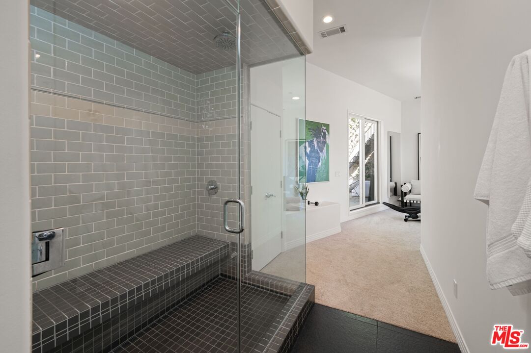 MLS #25623793 image #25