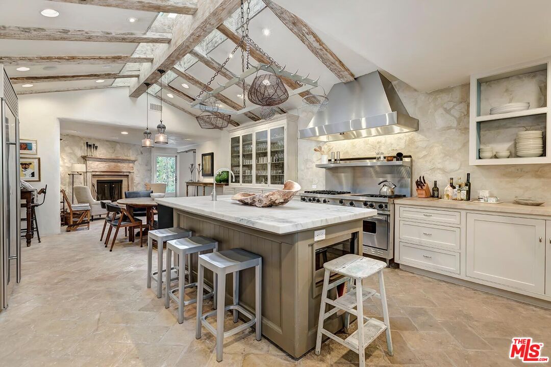 MLS #25623909 image #15