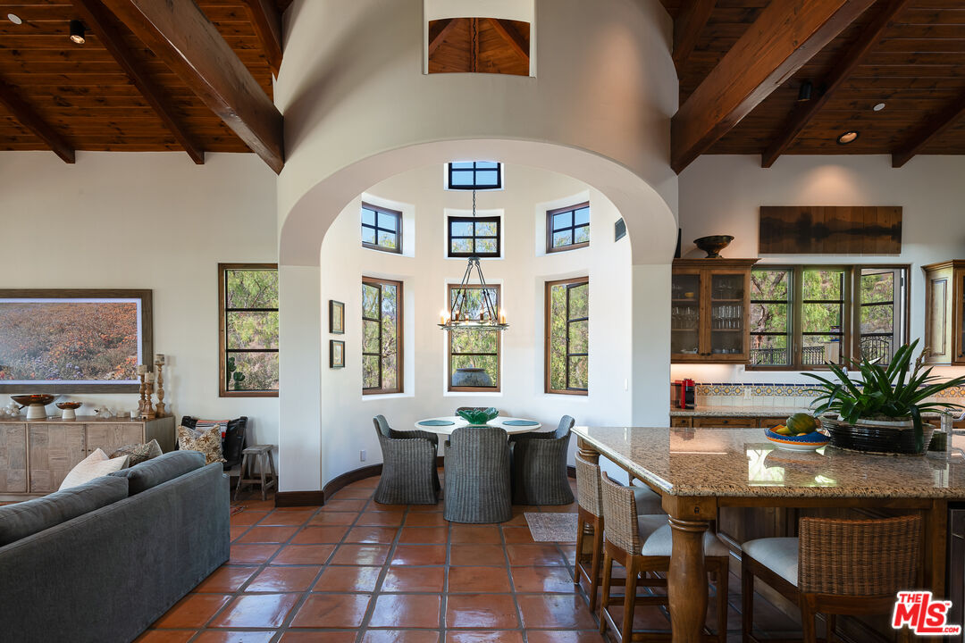 MLS #25624095 image #10