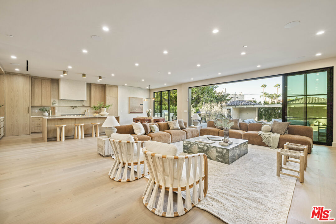 MLS #25624145 image #16