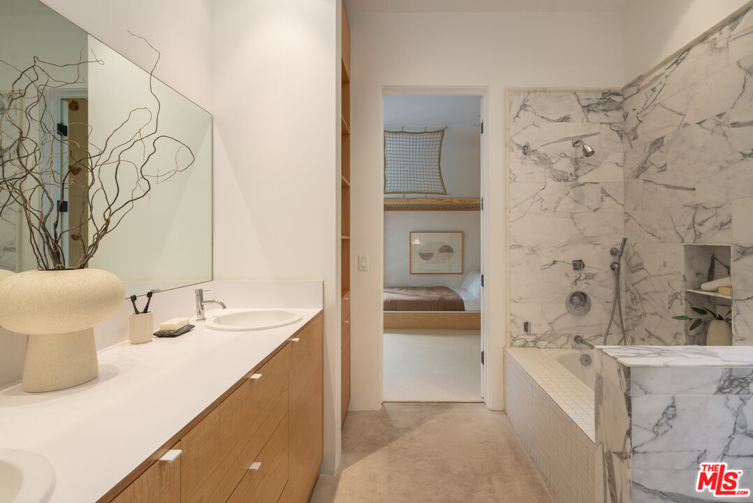 MLS #25624177 image #23