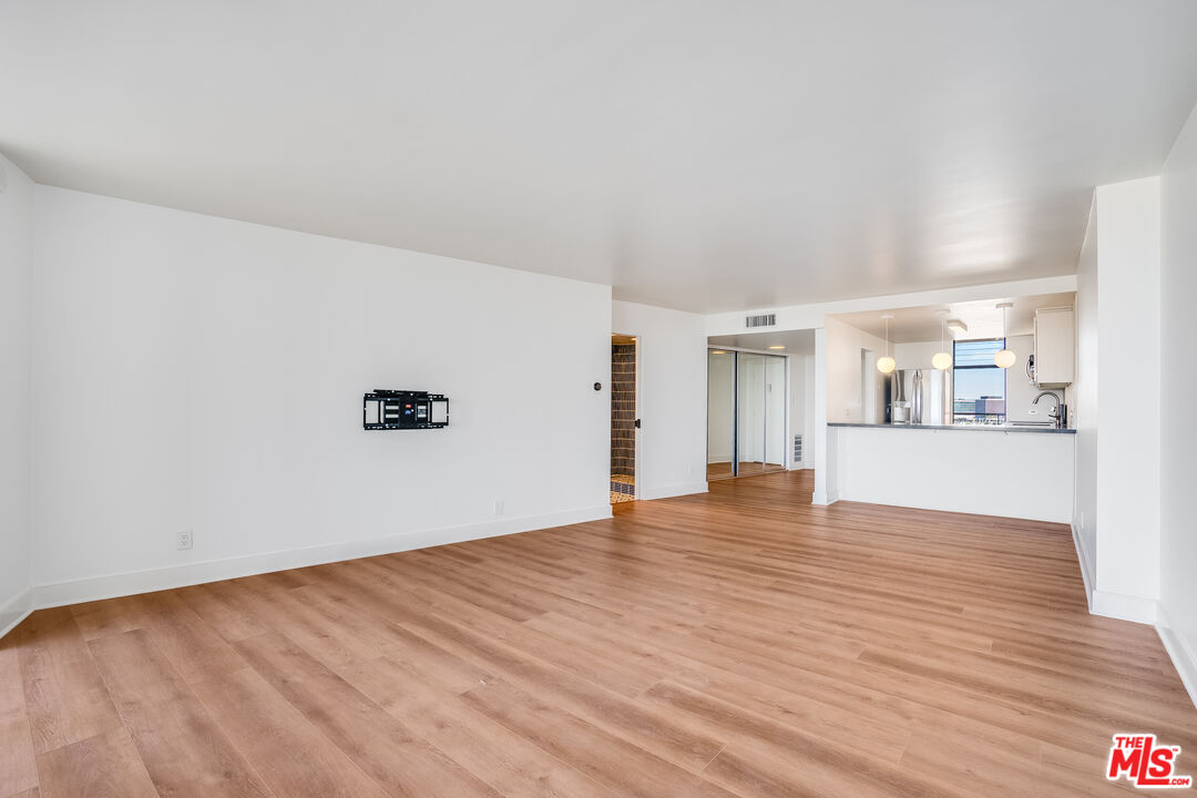 MLS #25624189 image #10