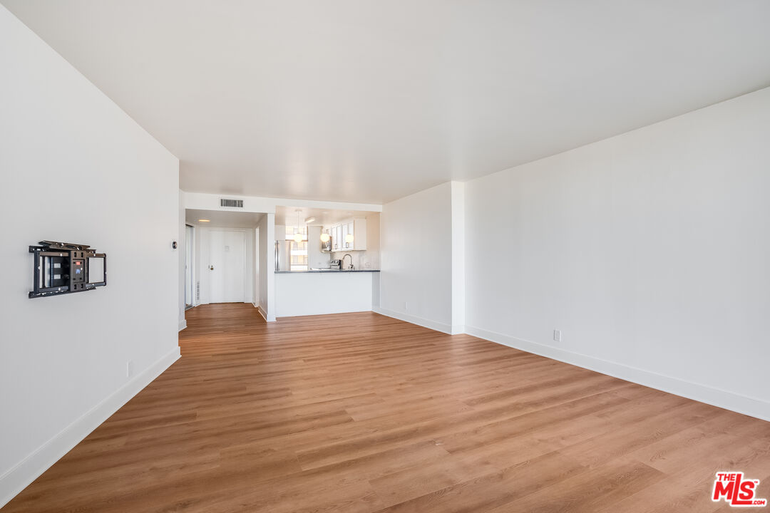 MLS #25624189 image #11