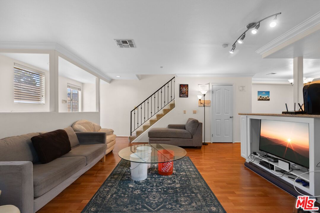 MLS #25624615 image #10